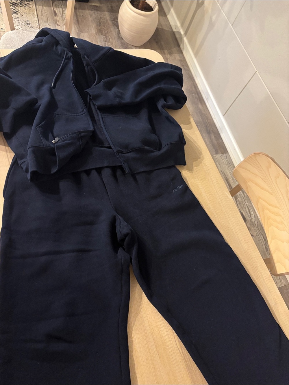 Aritzia Navy Track Pants - Classic Jogger Style